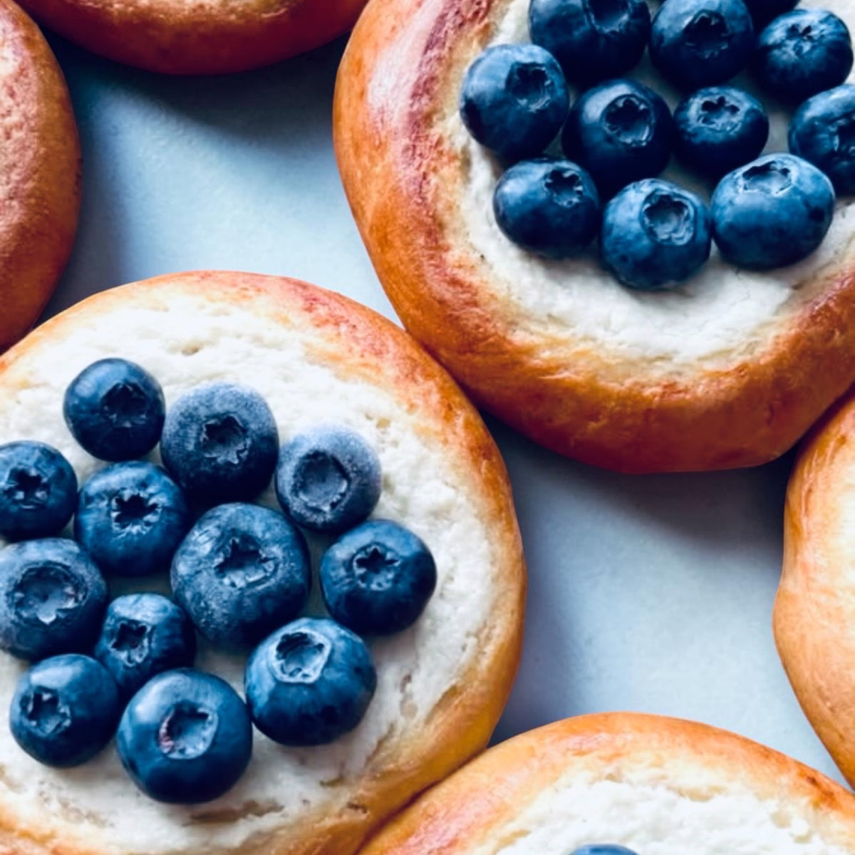 Blueberry Cottage Cheese Vatrushki